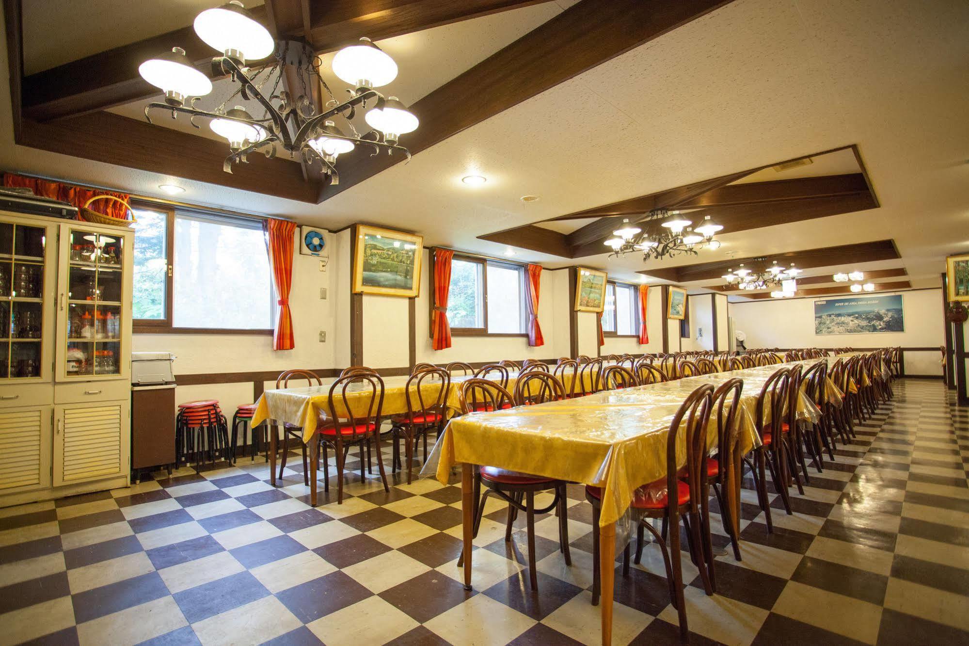 Hotel Mutsumi Shiga Kogen Bagian luar foto
